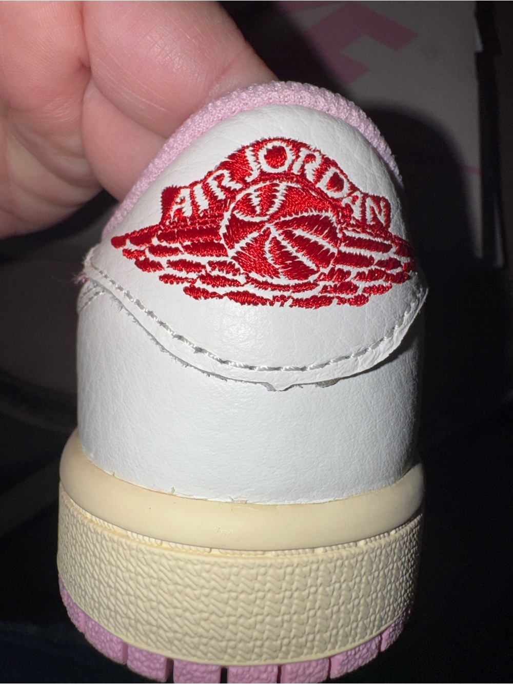 TRAVIS SCOTT 📣💕NIKE Kids Pink and Red Low-Top Sneakers - Picture 5 of 12